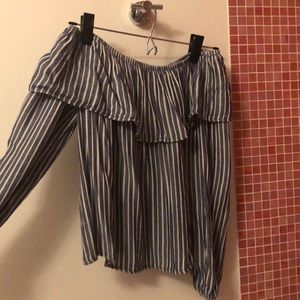 Strapless long sleeve top